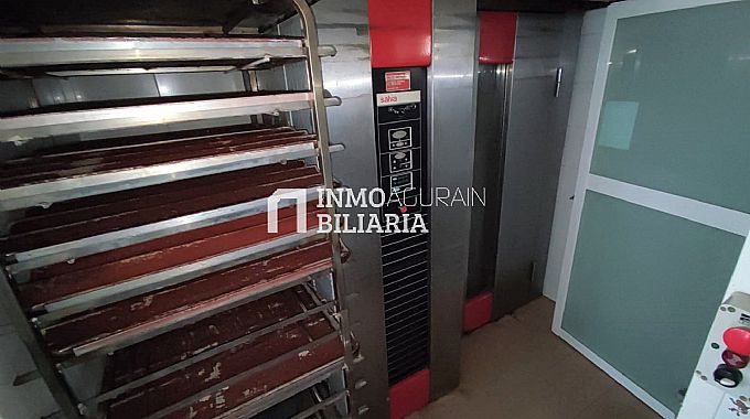 Venta de local comercial en Vitoria-Gasteiz