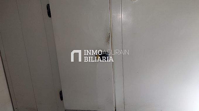 Venta de local comercial en Vitoria-Gasteiz