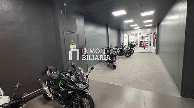 LOCAL COMERCIAL EN  EL BARRIO DEL PILAR DE VITORIA/GASTEIZ