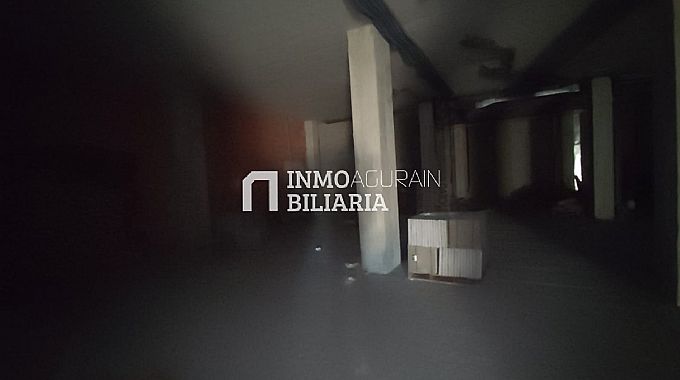 Venta de local comercial en Vitoria-Gasteiz