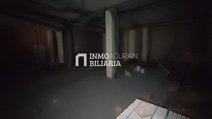 Venta de local comercial en Vitoria-Gasteiz