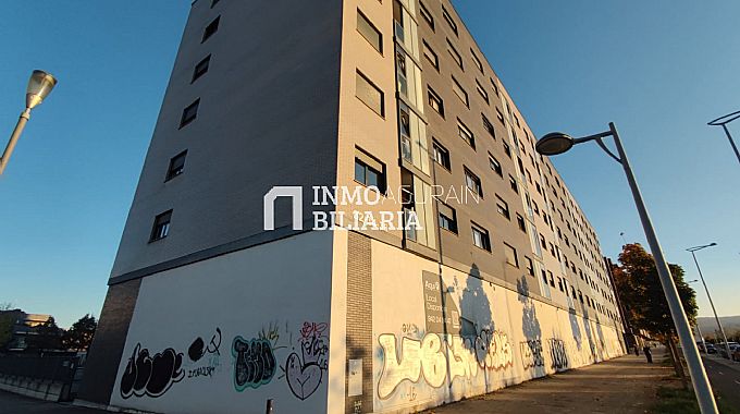 Venta de local comercial en Vitoria-Gasteiz