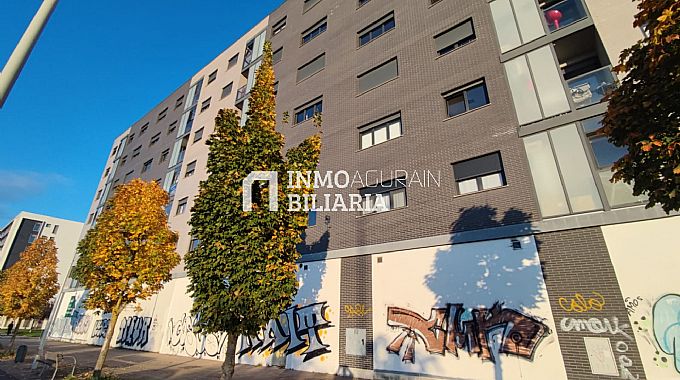Venta de local comercial en Vitoria-Gasteiz