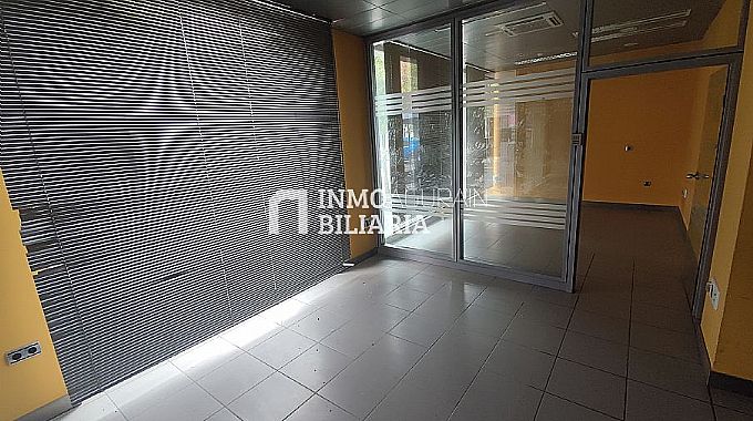 Venta de local comercial en Vitoria-Gasteiz