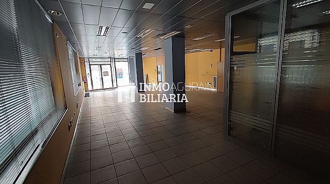 Venta de local comercial en Vitoria-Gasteiz