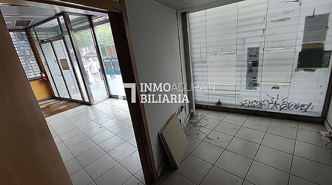 Venta de local comercial en Vitoria-Gasteiz