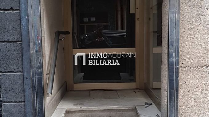 LOCAL EN CALLE SAN ANTONIO DE VITORIA