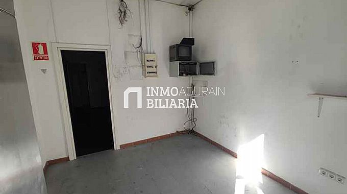 Venta de local comercial en Vitoria-Gasteiz