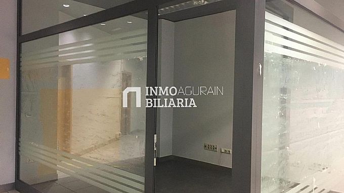 Venta de local comercial en Vitoria-Gasteiz
