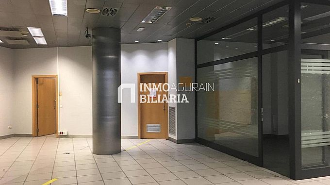 Venta de local comercial en Vitoria-Gasteiz