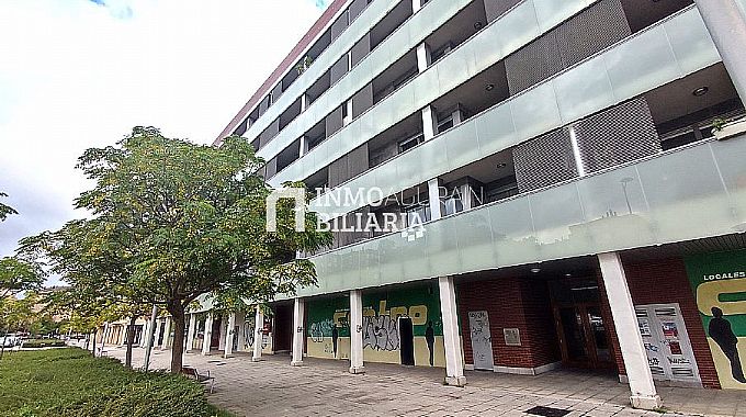 Venta de local comercial en Vitoria-Gasteiz