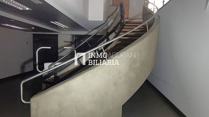 LOCAL EN VENTA EN SANTIAGO EL ANGLO VITORIA-GASTEIZ