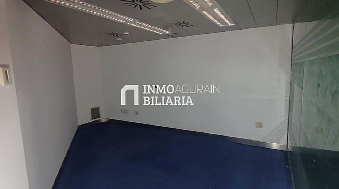 LOCAL EN VENTA EN SANTIAGO EL ANGLO VITORIA-GASTEIZ