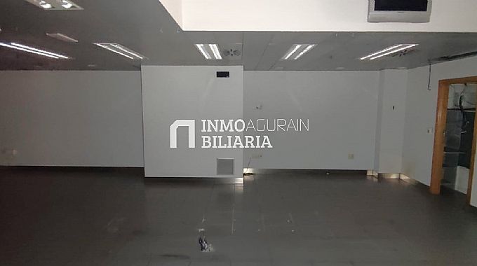 LOCAL EN VENTA EN SANTIAGO EL ANGLO VITORIA-GASTEIZ