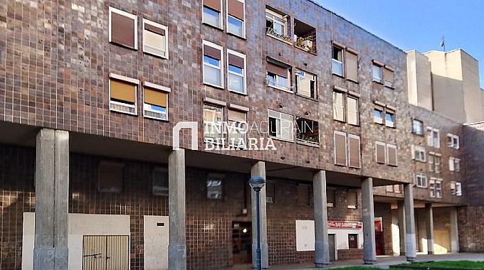 Venta de local comercial en Vitoria-Gasteiz