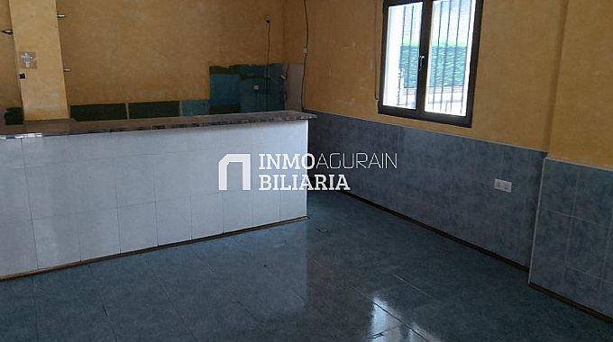 Venta de local comercial en Vitoria-Gasteiz