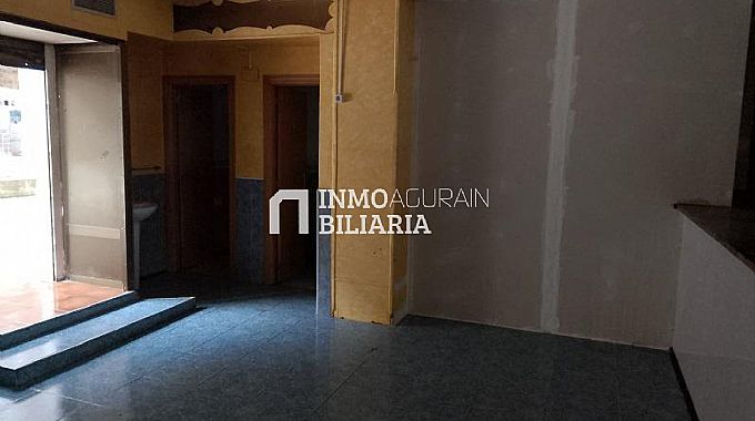 Venta de local comercial en Vitoria-Gasteiz