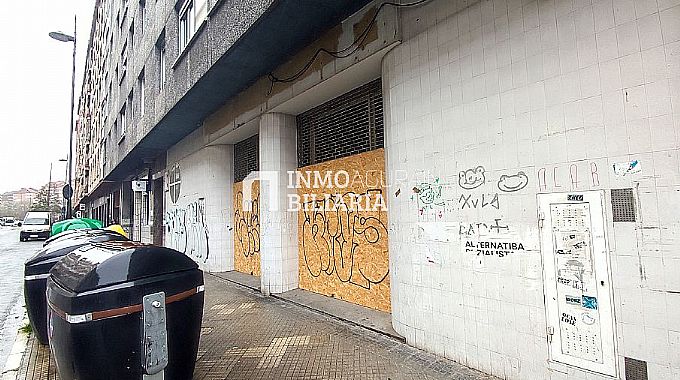 Venta de local comercial en Vitoria-Gasteiz