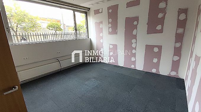 Venta de local comercial en Vitoria-Gasteiz