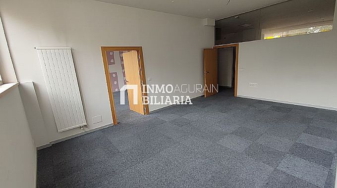 Venta de local comercial en Vitoria-Gasteiz