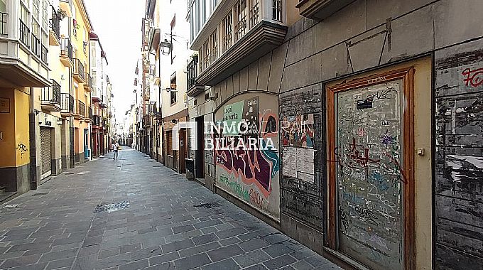 Venta de local comercial en Vitoria-Gasteiz