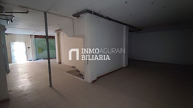 Venta de local comercial en Vitoria-Gasteiz