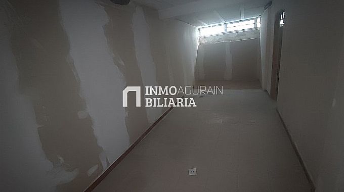 Venta de local comercial en Vitoria-Gasteiz