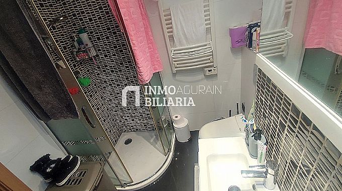 Venta de local comercial en Vitoria-Gasteiz