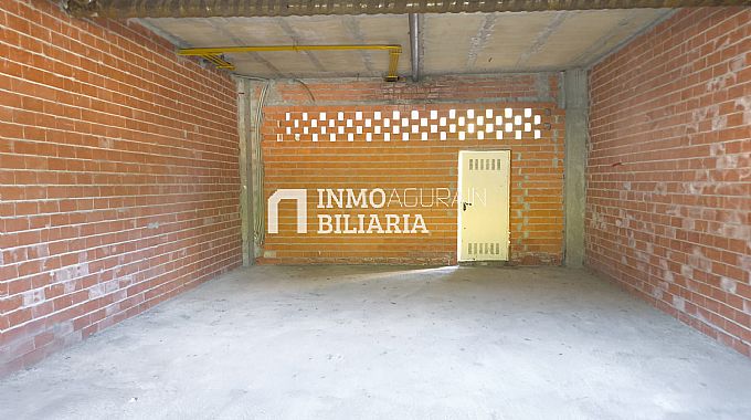 LOCAL EN ZIZURKIL