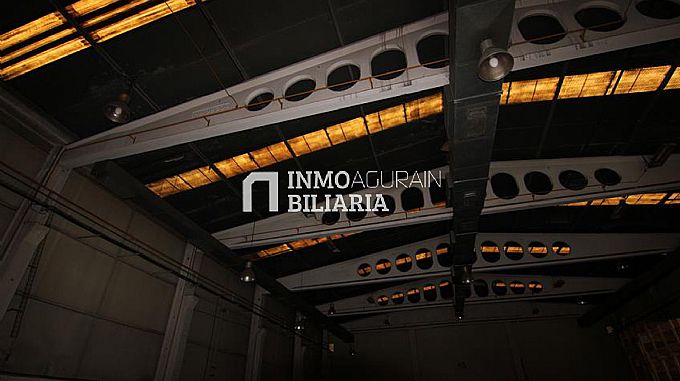Venta de nave industrial adosada en Asparrena