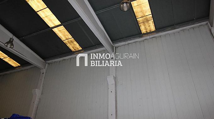 Venta de nave industrial adosada en Asparrena