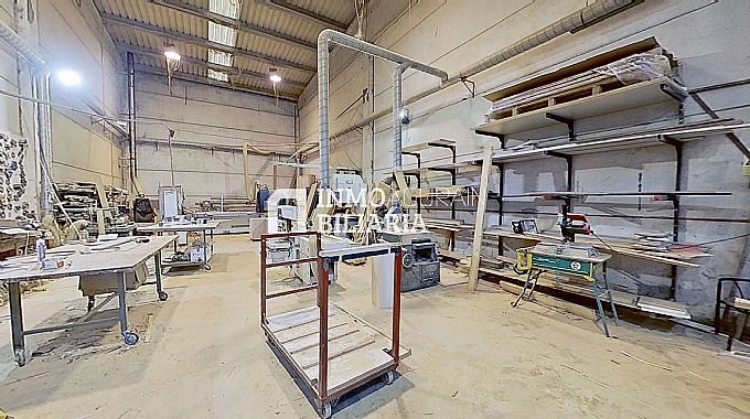 NAVE INDUSTRIAL EN POLIGONO ISASIA
