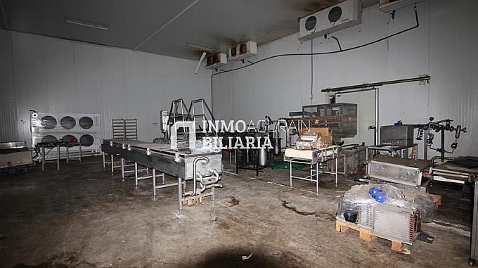 Venta de nave industrial en Asparrena