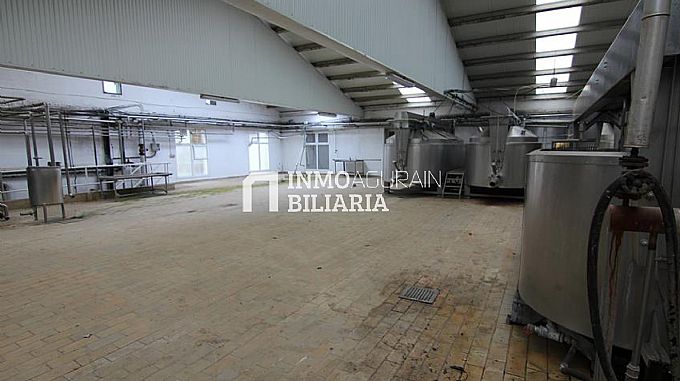 Venta de nave industrial en Asparrena