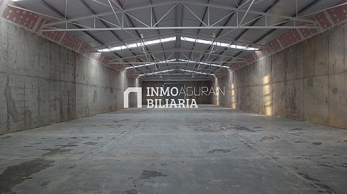 NAVE INDUSTRIAL EN AZAGRA