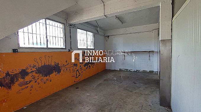 NAVE INDUSTRIAL EN IZARRA