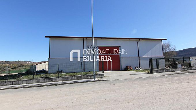 INMOBILIARIA AGURAIN VENDE PABELLON INDUSTRIAL EN MAEZTU