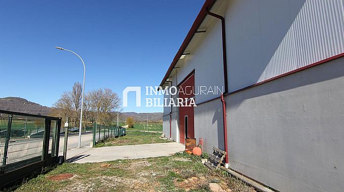 INMOBILIARIA AGURAIN VENDE PABELLON INDUSTRIAL EN MAEZTU