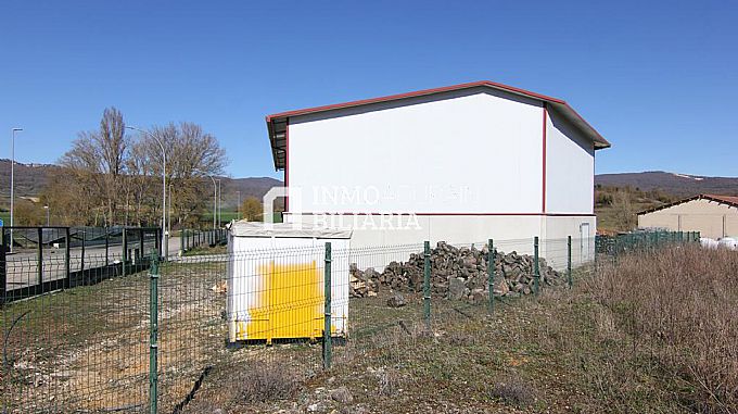 INMOBILIARIA AGURAIN VENDE PABELLON INDUSTRIAL EN MAEZTU