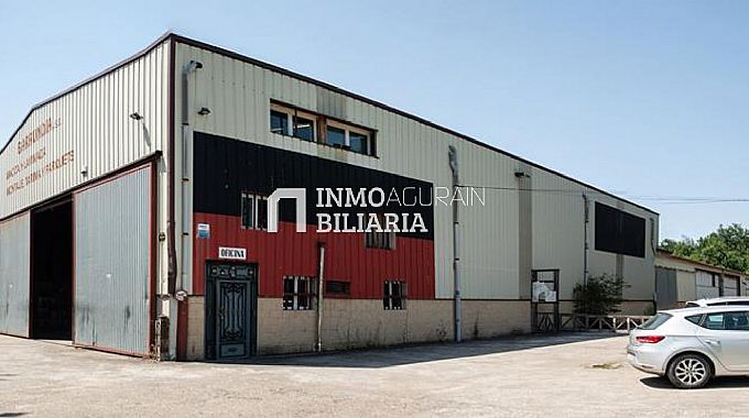 INMOBILIARIA AGURAIN VENDE: Nave industrial en Ozaeta