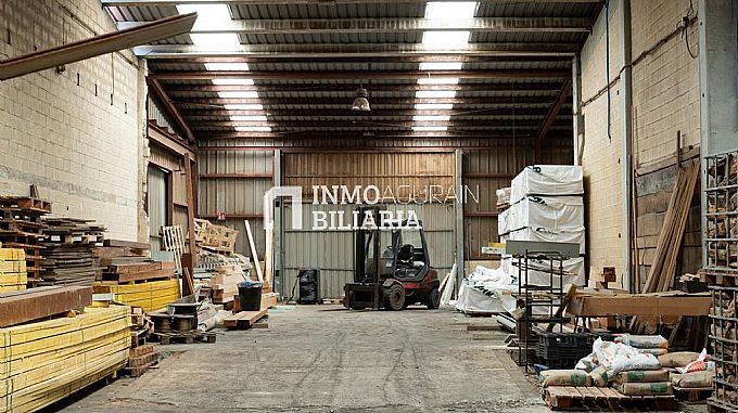 INMOBILIARIA AGURAIN VENDE: Nave industrial en Ozaeta