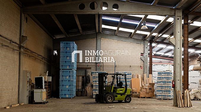 INMOBILIARIA AGURAIN VENDE: Nave industrial en Ozaeta