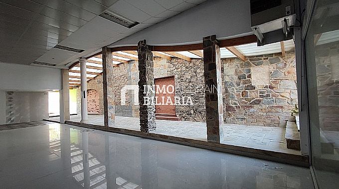Venta de nave industrial en Vitoria-Gasteiz