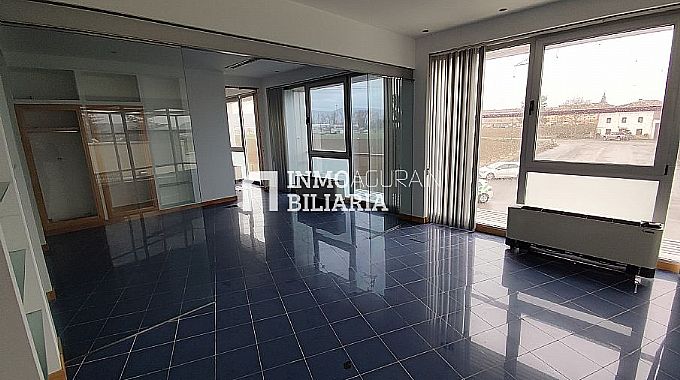 Venta de nave industrial en Vitoria-Gasteiz