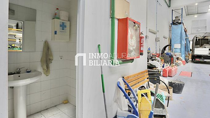 Nave en el polgono industrial de Betoo