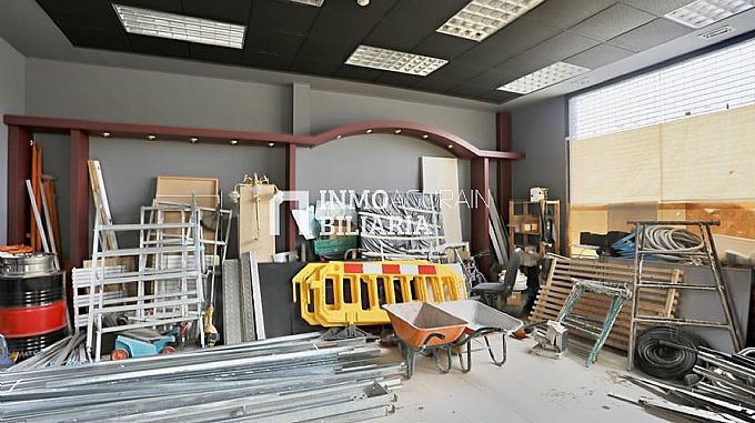 Nave en el polgono industrial de Betoo
