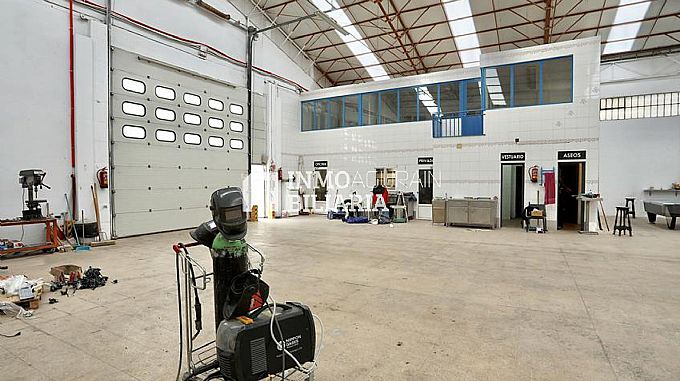 Venta de nave industrial en Vitoria-Gasteiz