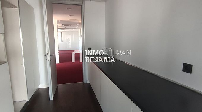 PLANTA ENTERA EN EDIFICIO DE OFICINAS EN ARTICA BERRIOPLANO