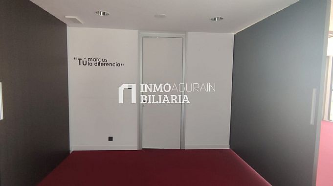 PLANTA ENTERA EN EDIFICIO DE OFICINAS EN ARTICA BERRIOPLANO