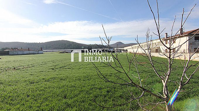 PARCELA URBANA EN MAEZTU